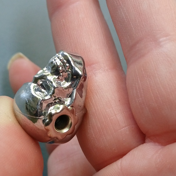 New Silver Titanium Skull Pendant. - Picture 1 of 12